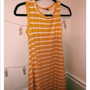 PRETTY YELLOW DRESS
